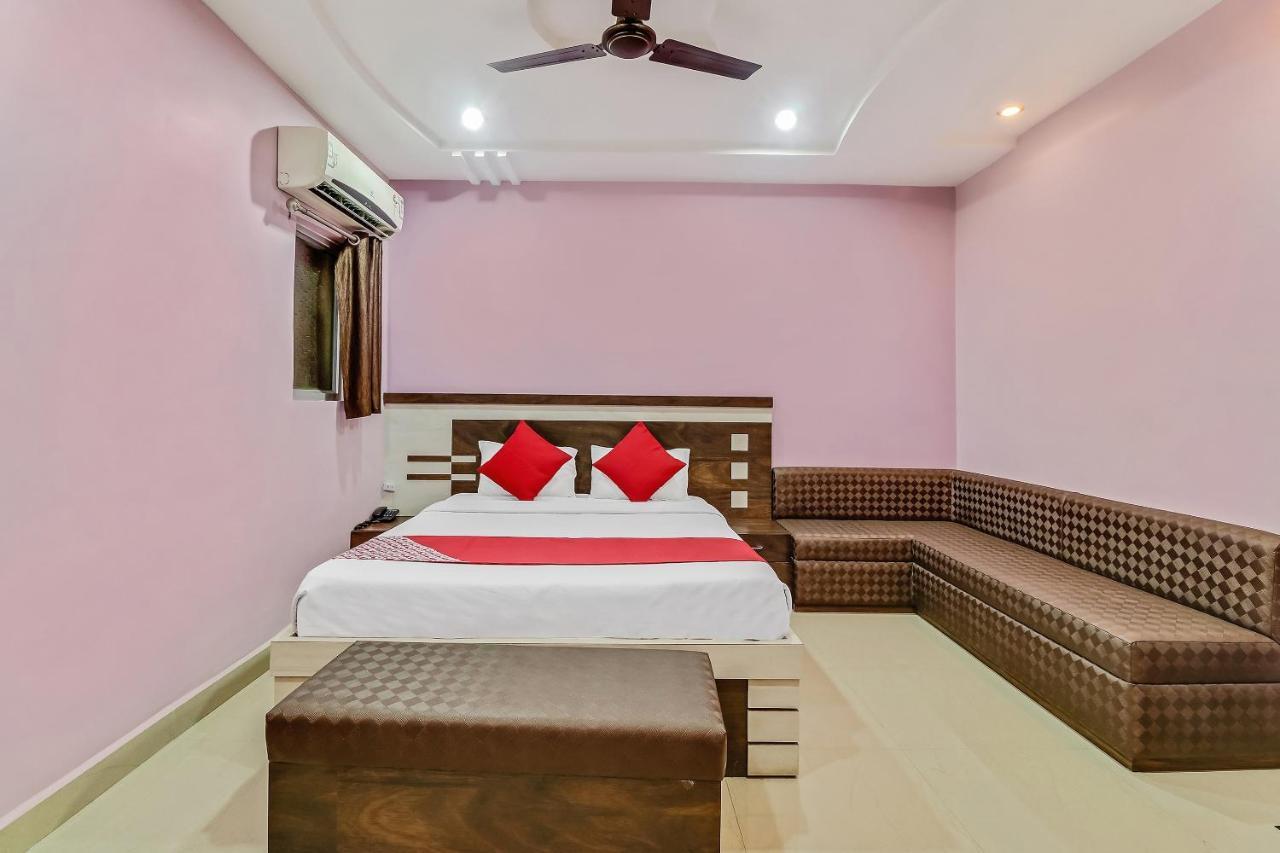 Super Hotel O Royal Raj Nandgaon المظهر الخارجي الصورة